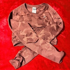 Gymshark Red camo long sleeve crop top